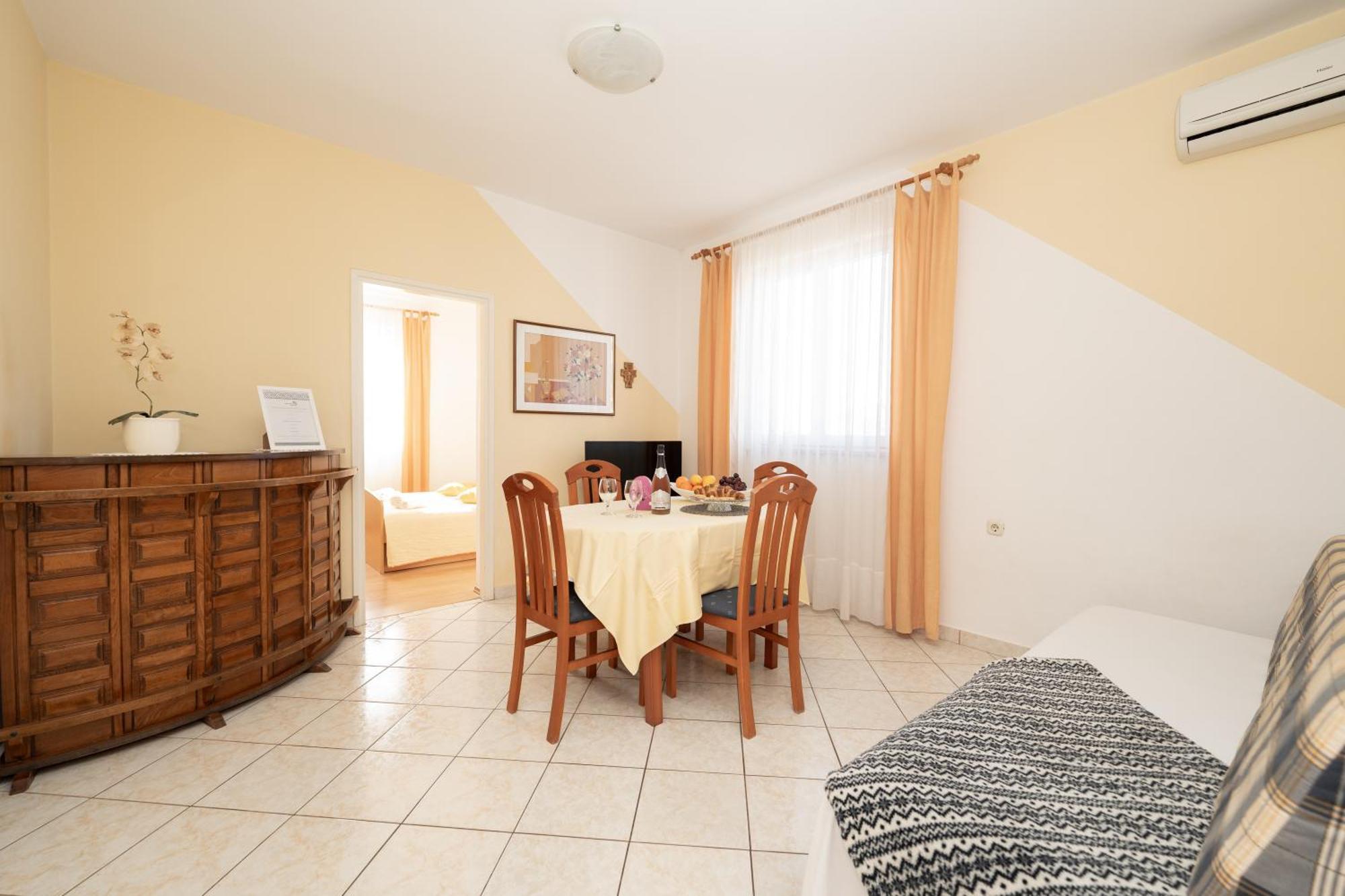 Apartment Biserka