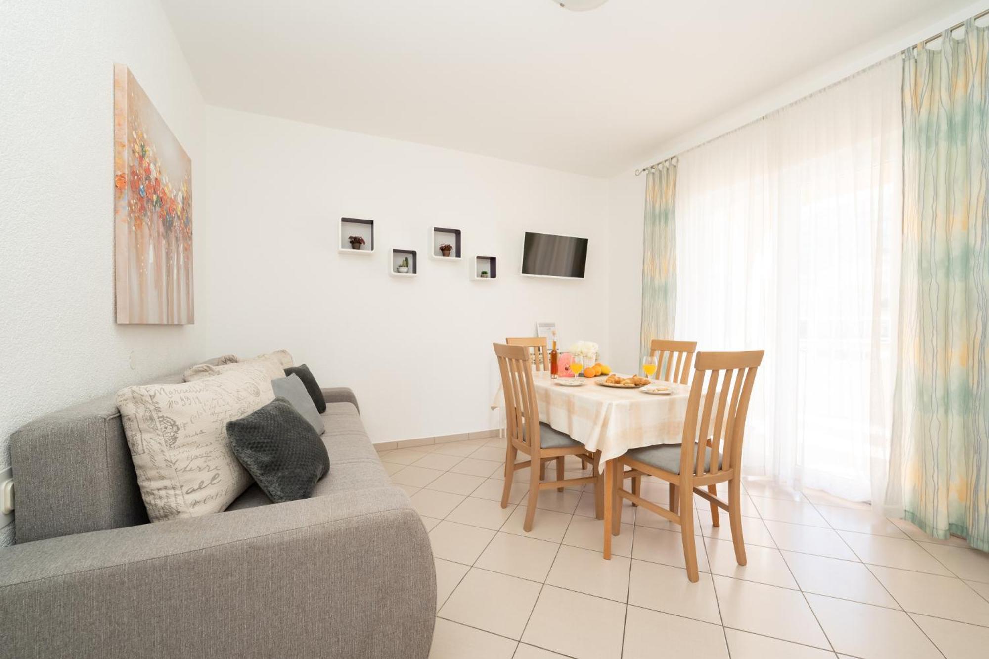 Appartement Biserka *