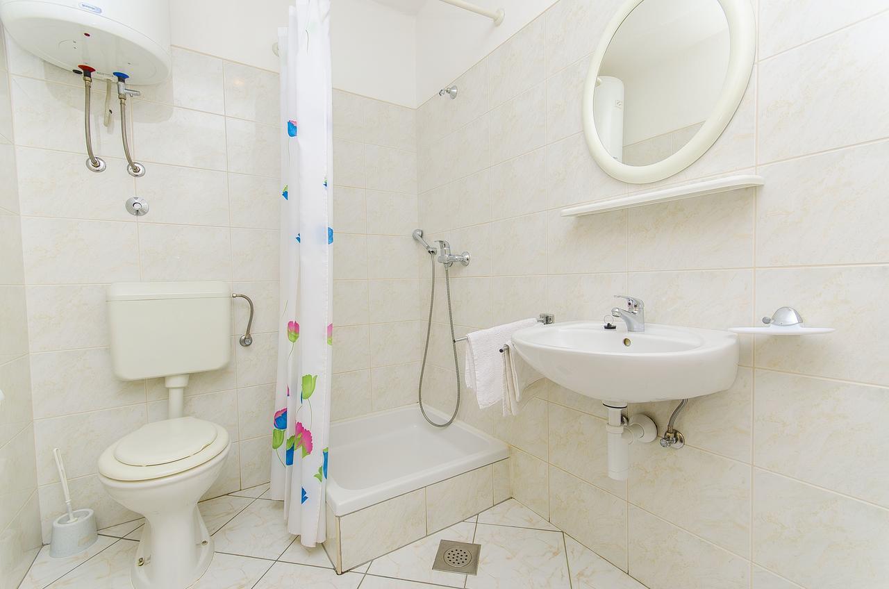 Appartement Biserka Novalja